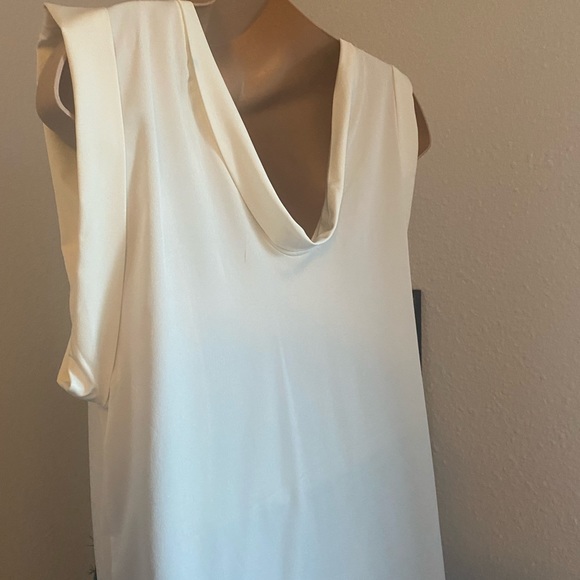 White & Floral/butterfly satin cocktail dress - Picture 5 of 8